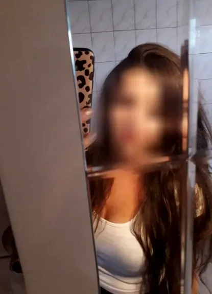 Aleksandra, 24