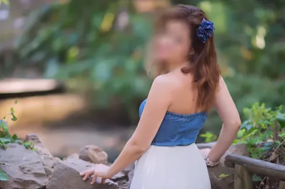 Astrid, 30