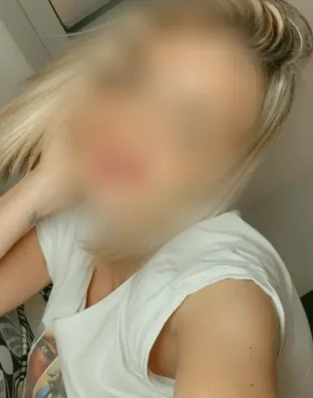Carina, 35
