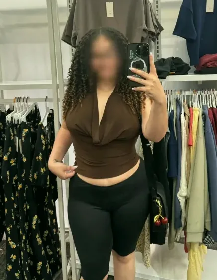 Cecilia, 30