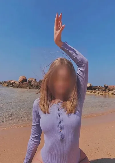 Elvira, 27