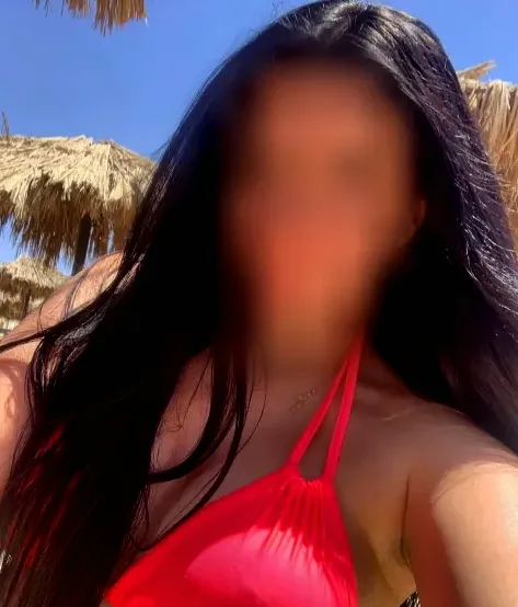 Karin, 31
