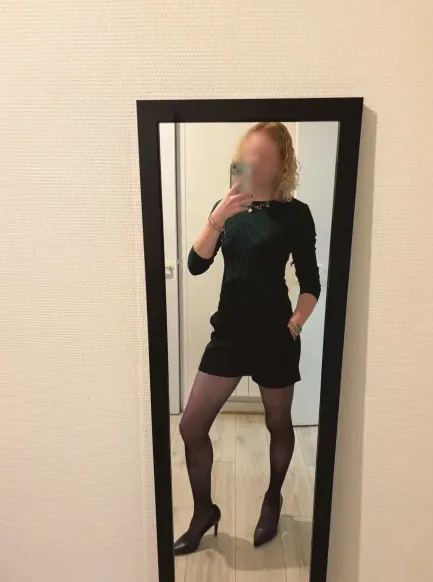Leia, 25
