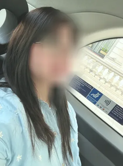 Sara, 35