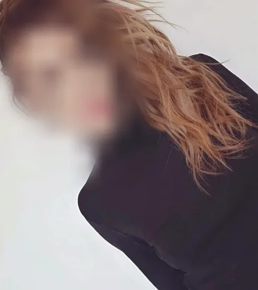 Sigrid, 28
