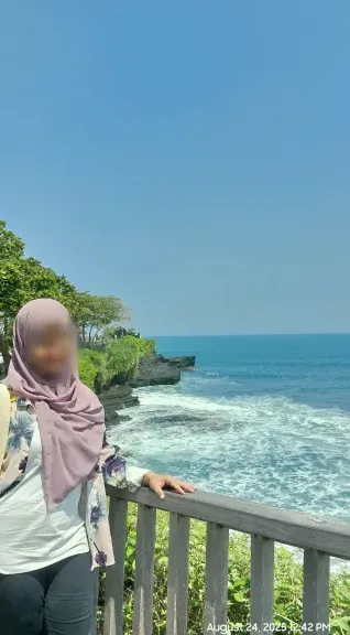 Thea, 37