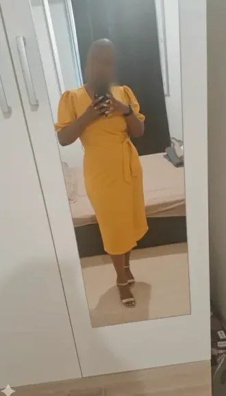 Yvonne, 33